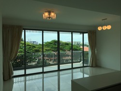 hundred-trees photo thumbnail #4